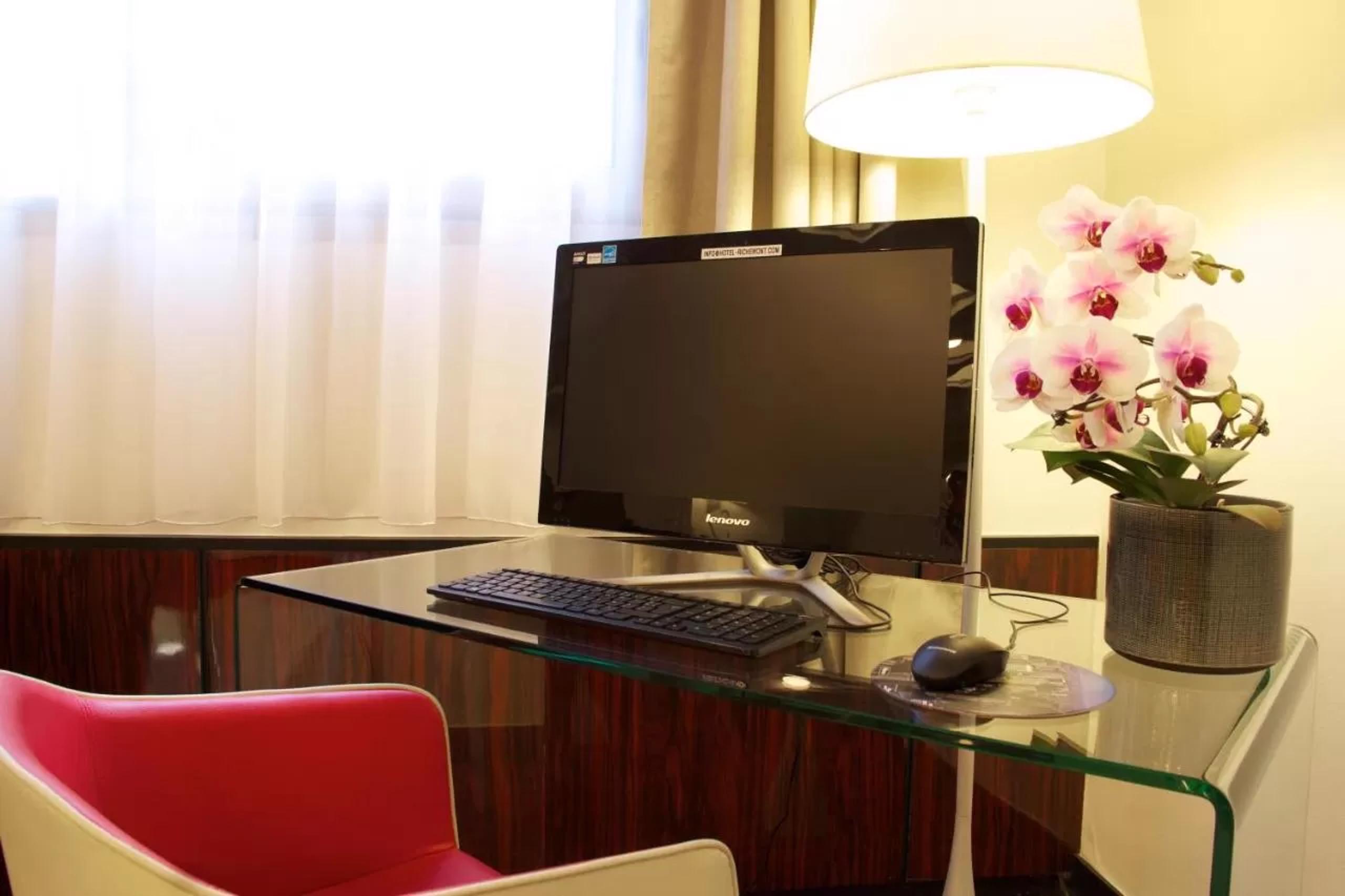 פריז Hotel Le Richemont מראה חיצוני תמונה